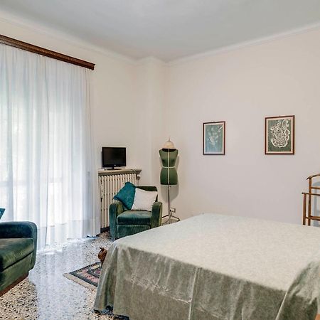 Sentirsi A Casa, Lontano Da Casa-Feel At Home Away From Home Caronno Pertusella Dış mekan fotoğraf
