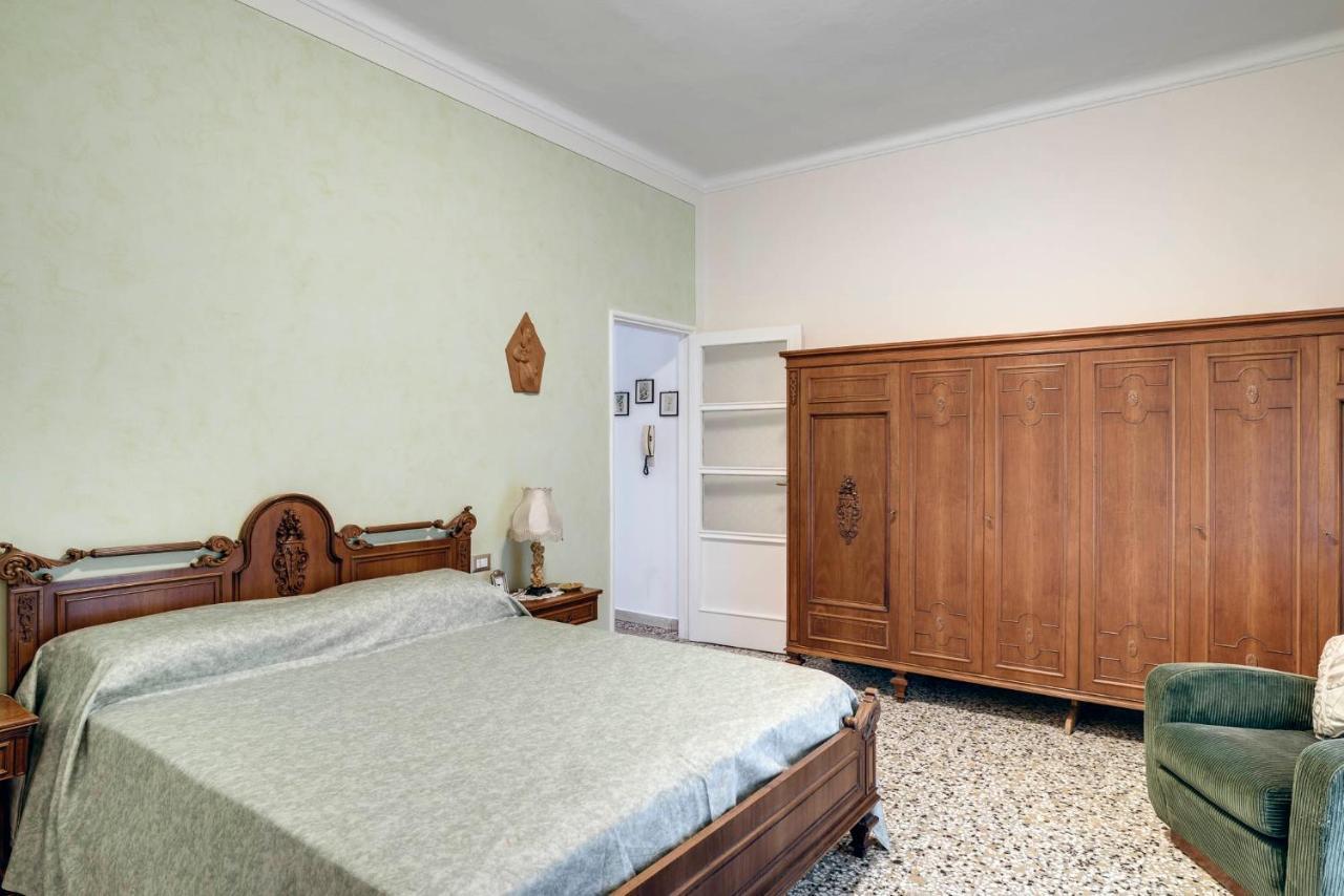 Sentirsi A Casa, Lontano Da Casa-Feel At Home Away From Home Caronno Pertusella Dış mekan fotoğraf